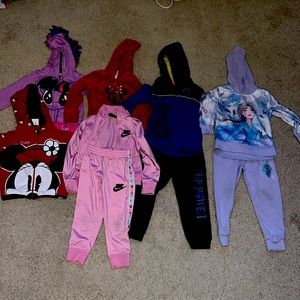 Lot of 9 Pieces Hoodies Sweatshirts sweatpants track suit Nike Minnie Mouse 4T